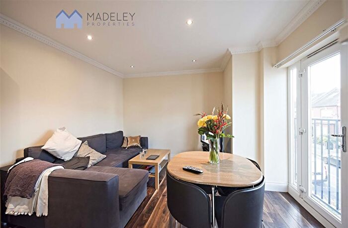 1 Bedroom Flat To Rent In Drayton Avenue, Ealing, W13