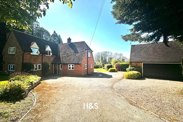 3 Bedroom Property To Rent In Mill Lane, Rowington, Warwick, CV35