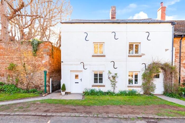 2 Bedroom End Of Terrace House To Rent In Mill Lane, Adderbury, OX17