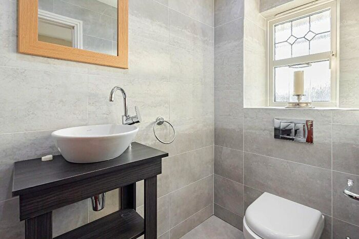 5 Bedroom Detached House For Sale In Clark Avenue, Linlithgow, EH49