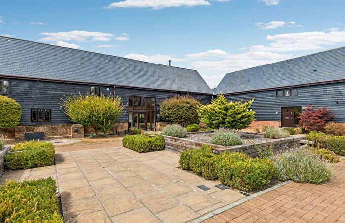 4 Bedroom Barn Conversion For Sale In Willow Court, Willian, Letchworth Garden City, SG6