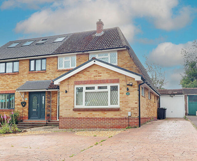 3 Bedroom House For Sale In Greenacre Gardens, Waterlooville, PO7