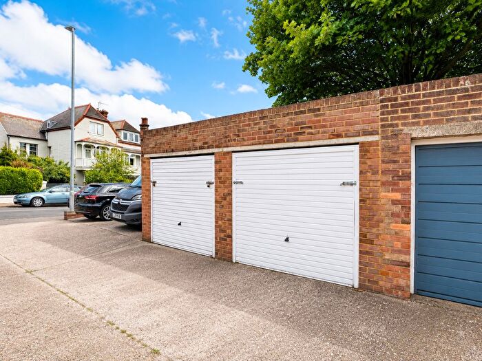 Garage / Parking To Rent In Garage, West Cliff Road, Broadstairs, Kent, CT10