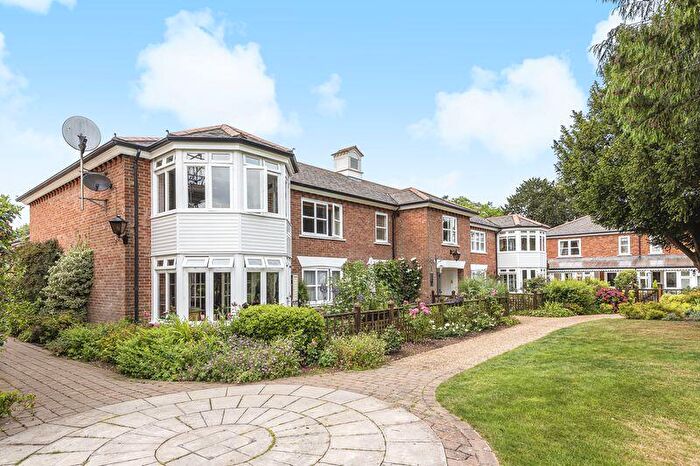 2 Bedroom Retirement Property For Sale In Dunchurch Hall, Dunchurch, CV22
