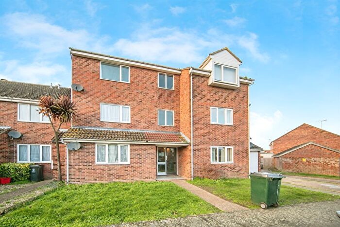 1 Bedroom Flat For Sale In Merstham Drive, Clacton-On-Sea, CO16