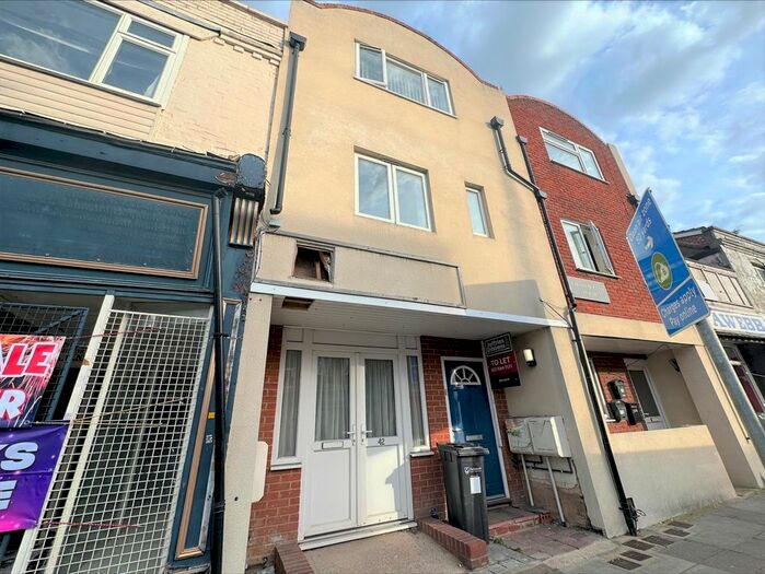 1 Bedroom Flat To Rent In Kingston Road, Portsmouth, PO1