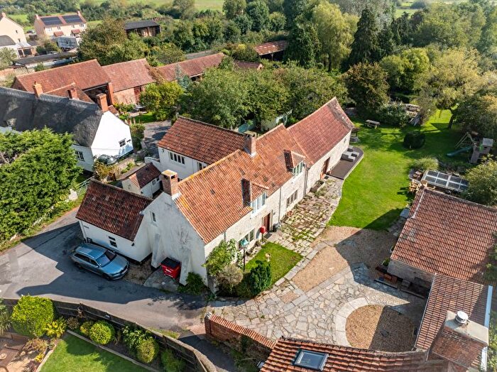 6 Bedroom Farmhouse For Sale In Little England, Othery, Bridgwater, TA7