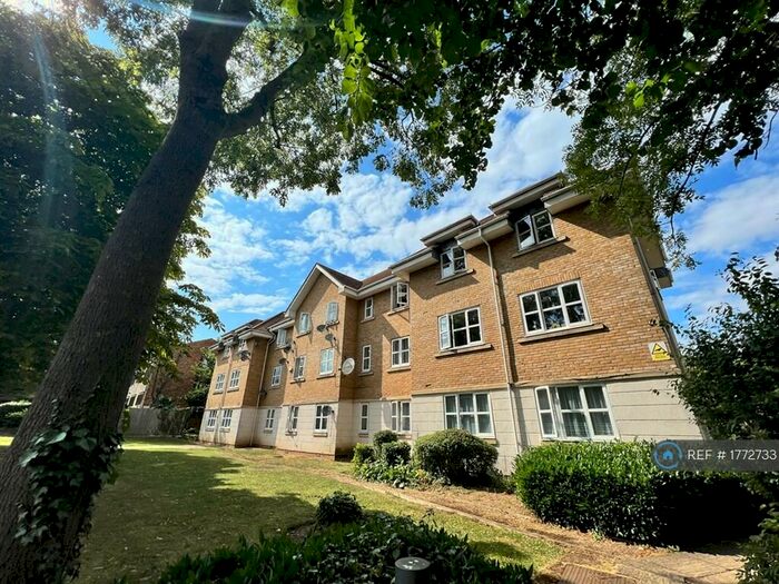 2 Bedroom Flat To Rent In Crawford Avenue, London, HA0