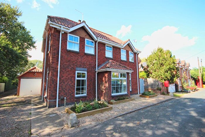 3 Bedroom House For Sale In Grimston, HU11