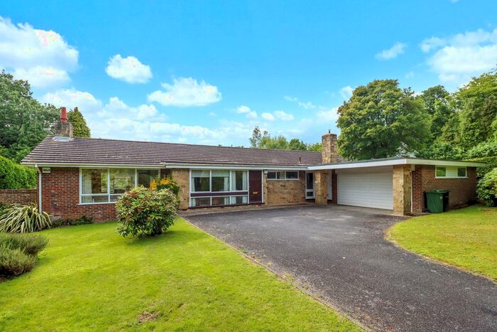 4 Bedroom Detached Bungalow For Sale In Forewood Lane, Crowhurst, TN33