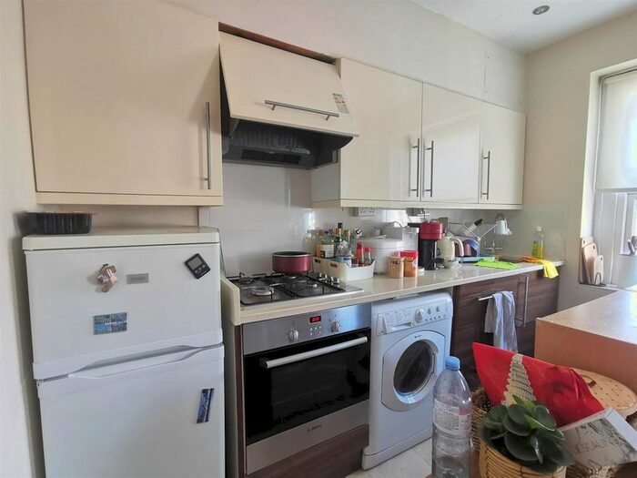1 Bedroom Flat To Rent In Camden High Street, London, NW1