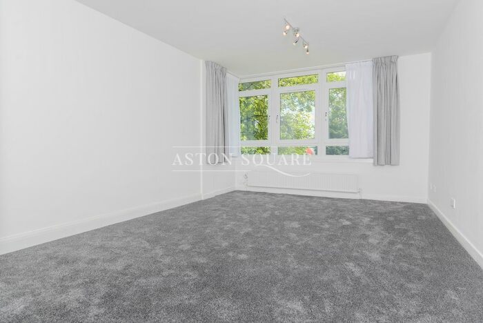 3 Bedroom Flat To Rent In Westchester Drive, London, NW4