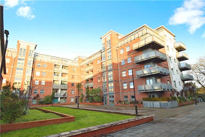 1 Bedroom Flat For Sale In Berber Parade, London, SE18