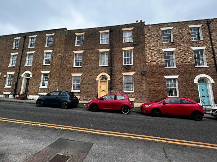 3 Bedroom Apartment To Rent In Chapel Place, Ramsgate, CT11