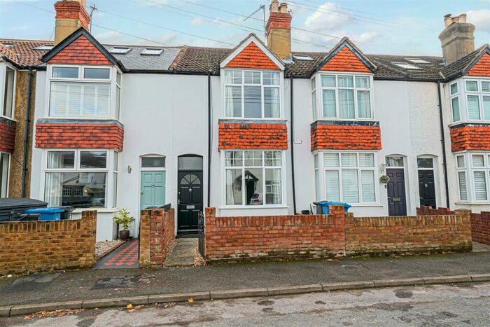 2 Bedroom Terraced House To Rent In Elm Road, Windsor, SL4