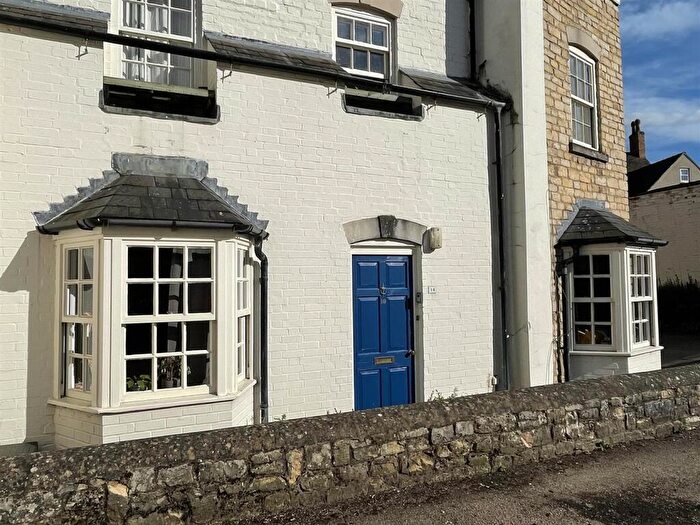 2 Bedroom Apartment To Rent In All Saints Mews, Stamford, Lincs, PE9