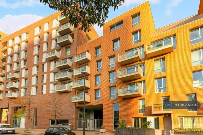 2 Bedroom Flat To Rent In Devons Road, London, E3