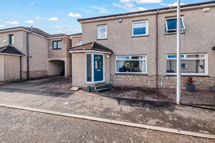 4 Bedroom Semi Detached House For Sale In Burnview, Dundee, DD3