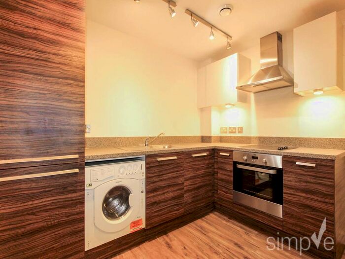 2 Bedroom Flat To Rent In Trs Apartments, The Green, Southall UB2