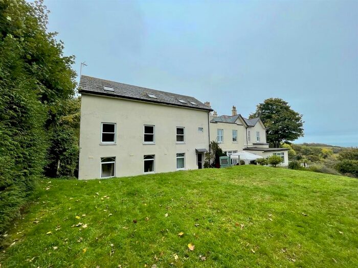 Houses for sale & to rent in TQ1 4TH, Teignmouth Road, St Marychurch