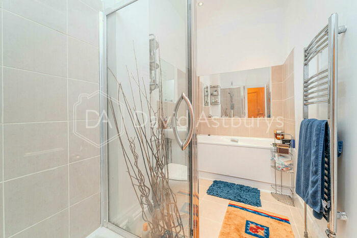 2 Bedroom Flat To Rent In Coolhurst Road, Crouch End, London, N8
