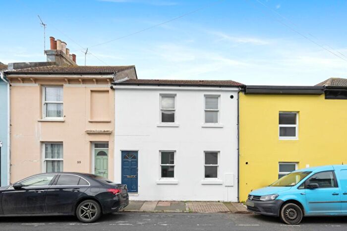 1 Bedroom Maisonette To Rent In Holland Street, Brighton, BN2