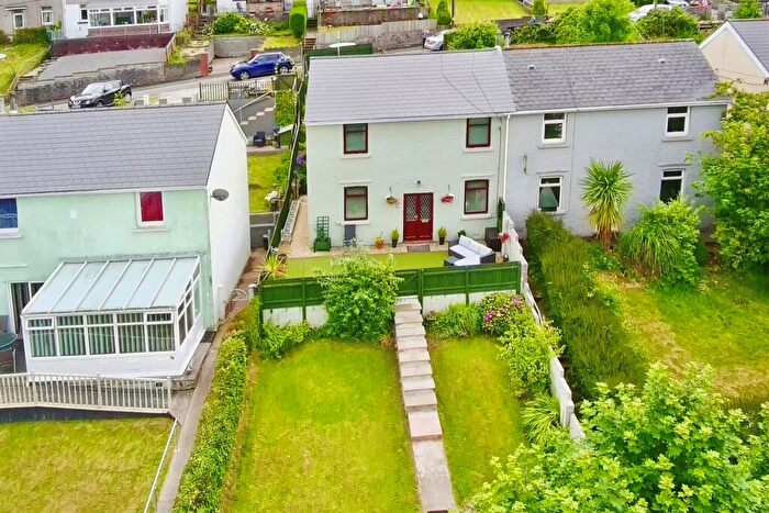 3 Bedroom Semi-Detached House For Sale In Heol Tynton, Llangeinor, Bridgend, CF32