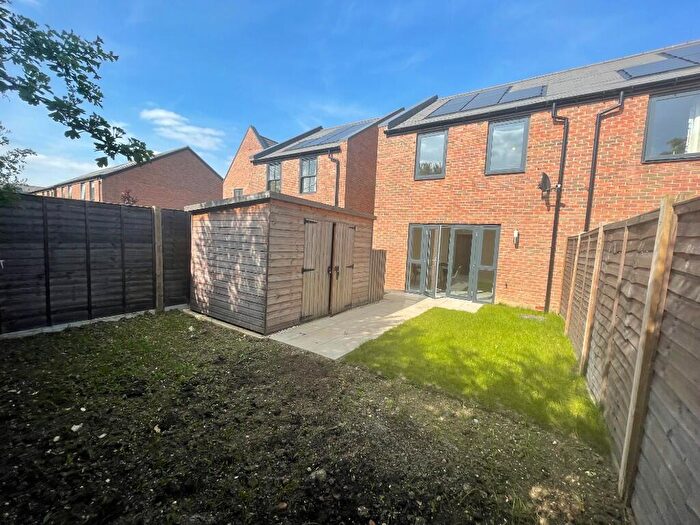 3 Bedroom Semi-Detached House To Rent In Darwin Green, Beagle Road, Cambridge, Cambridgeshire, CB3