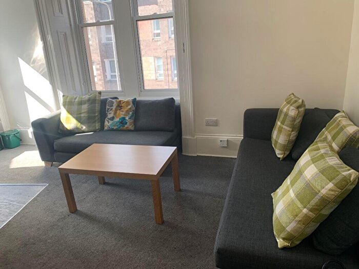 3 Bedroom Terraced House To Rent In Perth Road, West End, Dundee, DD1