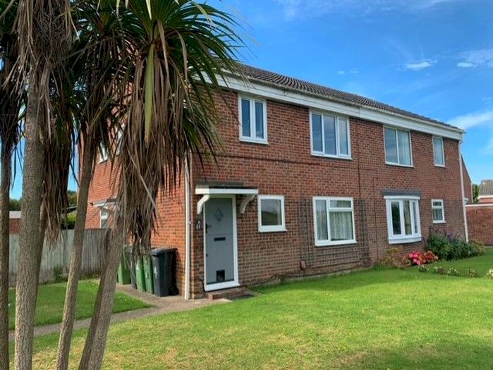 2 Bedroom Flat To Rent In Glebe Court, Botley, Southampton, SO30