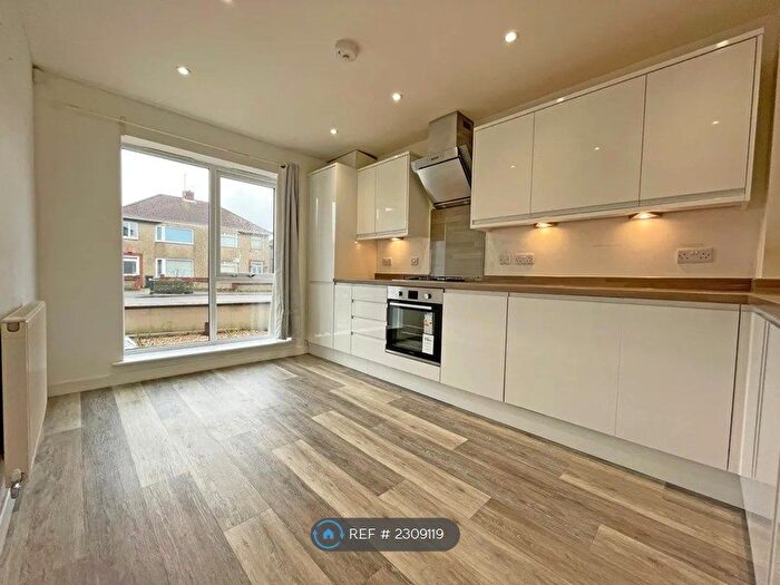 4 Bedroom Terraced House To Rent In Rodway Road, Patchway, Bristol, BS34