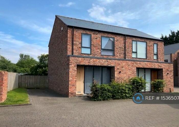 3 Bedroom Semi-Detached House To Rent In The Old Manor, Wirral, CH42