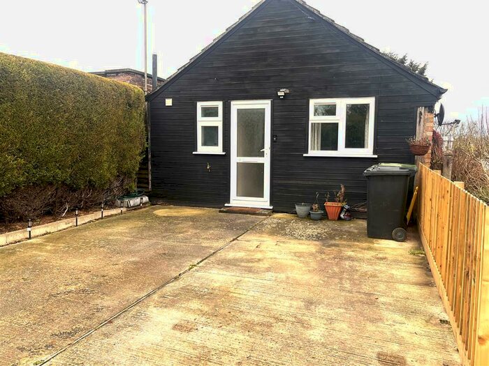 1 Bedroom Bungalow To Rent In New Bridge Road, Upwell, Wisbech, PE14