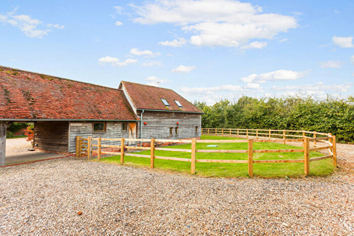 4 Bedroom Barn Conversion For Sale In West End Farm Barn, Mattingley, RG27