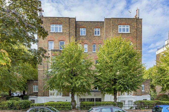 1 Bedroom Flat To Rent In Arlington Road, Twickenham, TW1