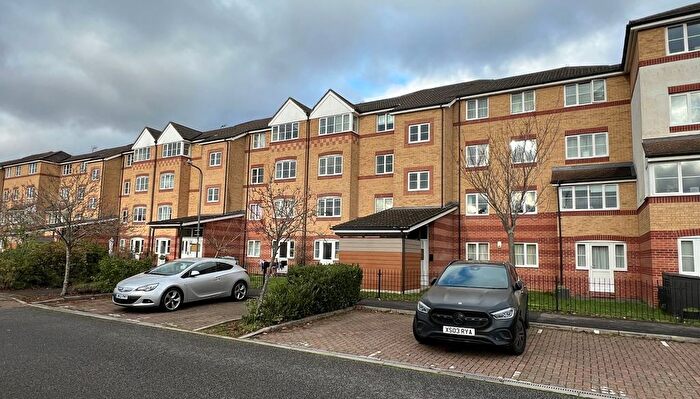 1 Bedroom Flat For Sale In Peatey Court, Princes Gate, High Wycombe, Buckinghamshire, HP13