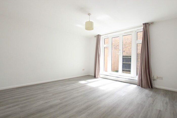 4 Bedroom House To Rent In Starcross Street, Euston, NW1