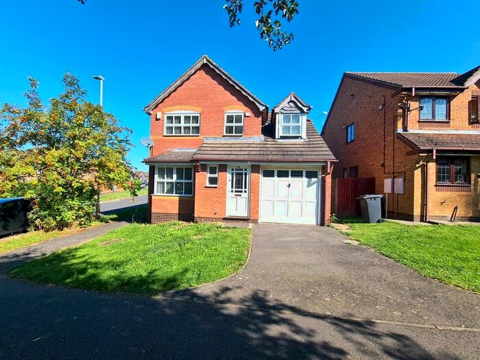 3 Bedroom Detached House To Rent In Columbine Road, Leicester, LE5
