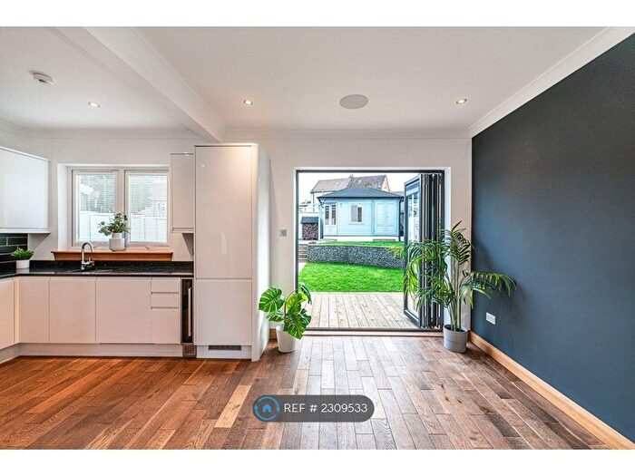 3 Bedroom Semi-Detached House To Rent In Kingsknowe Road North, Edinburgh, EH14