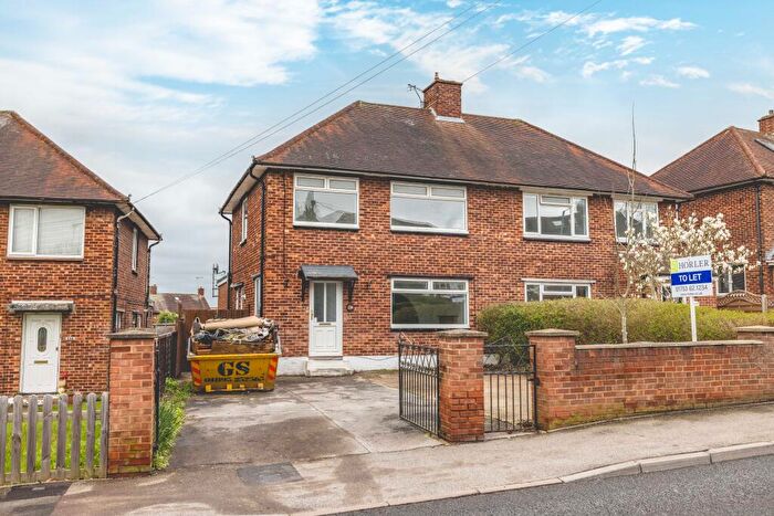 4 Bedroom House To Rent In Clewer Hill Road, , Windsor, SL4