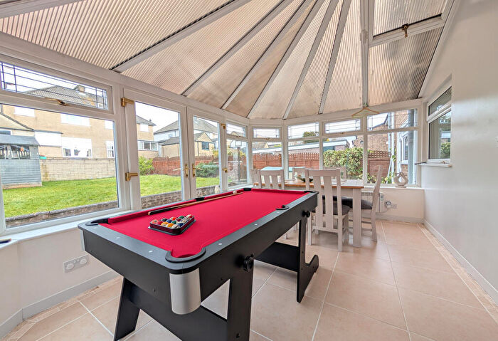 4 Bedroom Detached House For Sale In Moor Croft, Eldwick, Bingley, BD16
