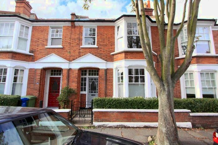 3 Bedroom House To Rent In Ryedale, East Dulwich, London, SE22