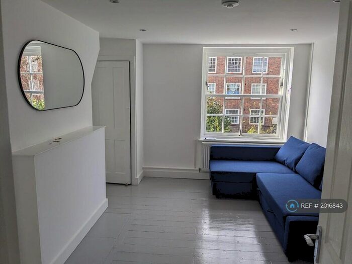 1 Bedroom Flat To Rent In Bracken House, London, E3