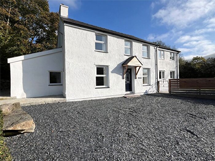 3 Bedroom Detached House For Sale In Waunfawr, Caernarfon, Gwynedd, LL55