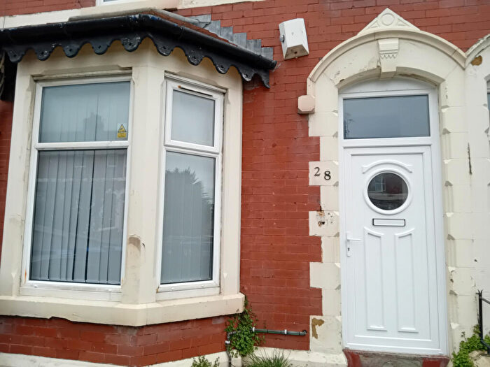 1 Bedroom Flat To Rent In Clifford Road, Blackpool, Lancashire, FY1