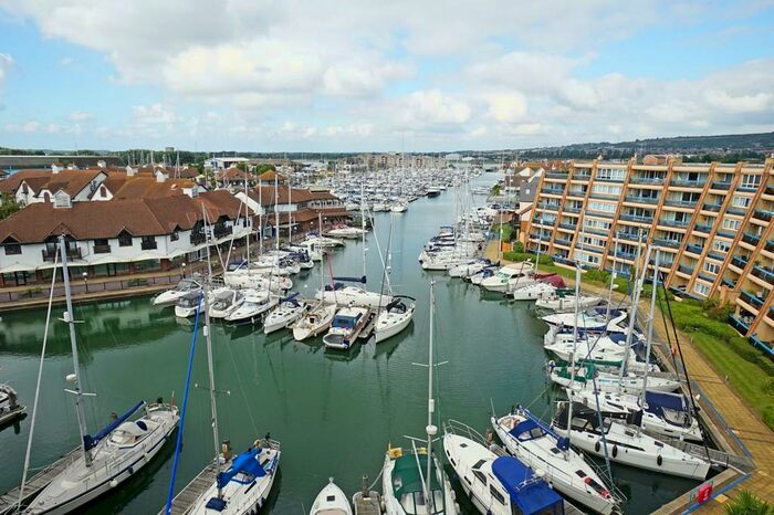 3 Bedroom Penthouse To Rent In Oyster Quay, Port Solent, PO6