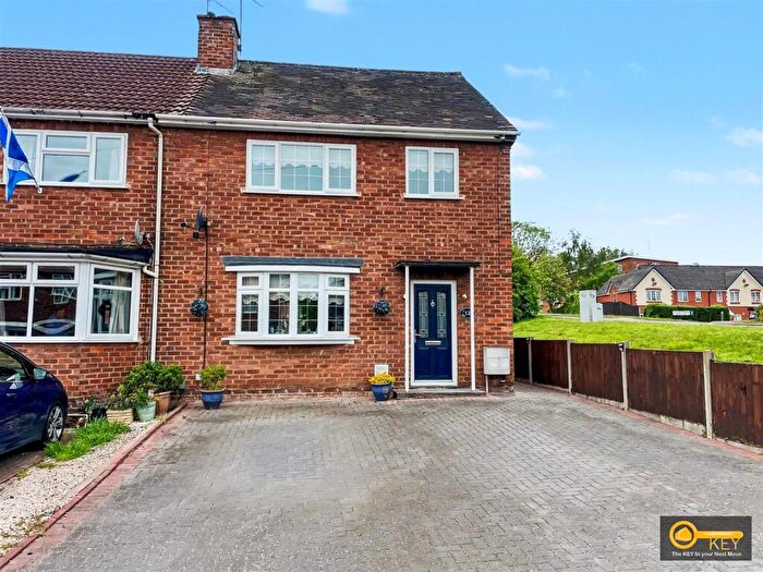 3 Bedroom End Of Terrace House For Sale In Franklin Road, Nuneaton, CV11