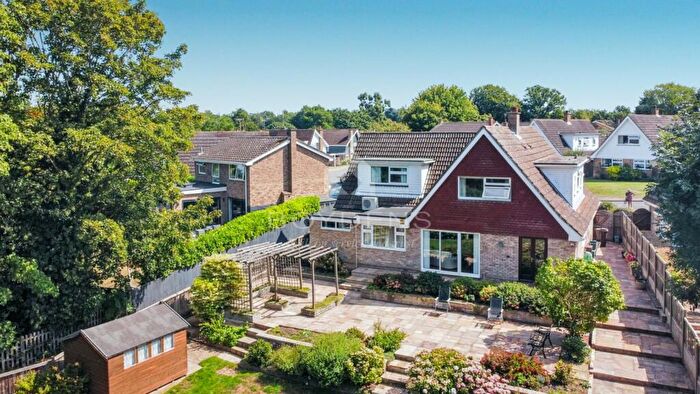 4 Bedroom Detached House For Sale In Marlowe Way, Poets Corner, Colchester, CO3