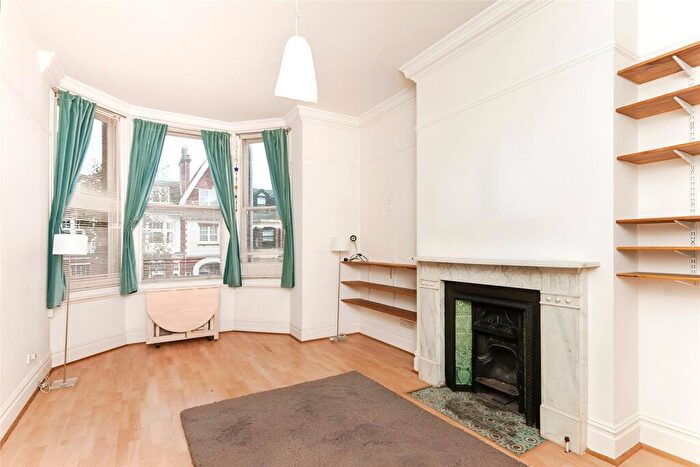 1 Bedroom Flat To Rent In Sackville Road, Hove, East Sussex, BN3