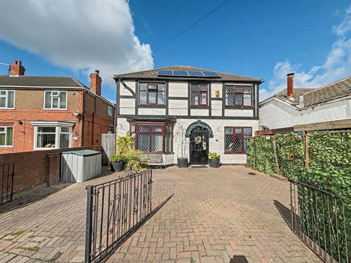 5 Bedroom Detached House For Sale In Marshall Avenue, Grimsby, DN34